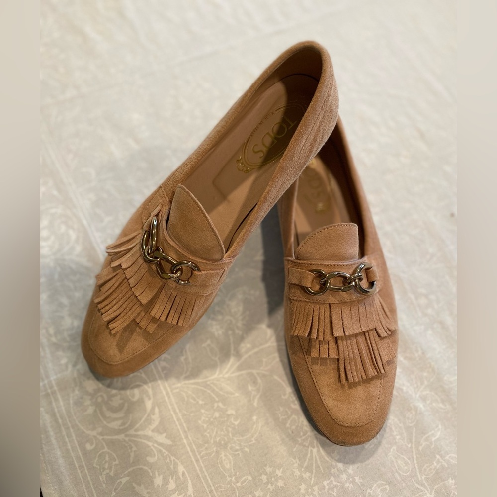 Tod’s blush/pink tasseled loafers, Size 40(10)